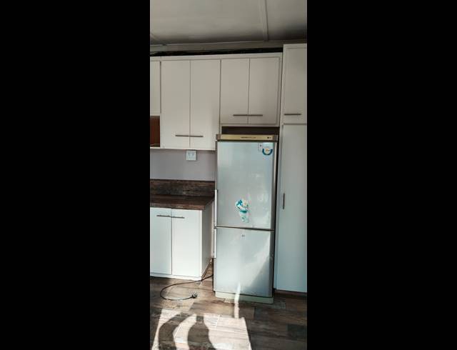 1 BEDROOM FREEHOLD TO LET IN FAIRWAYS